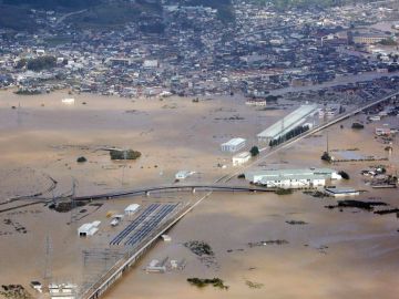 Destrucción en Japón por el paso del tifón Hagibis Destrucción en Japón por el paso del tifón Hagibis