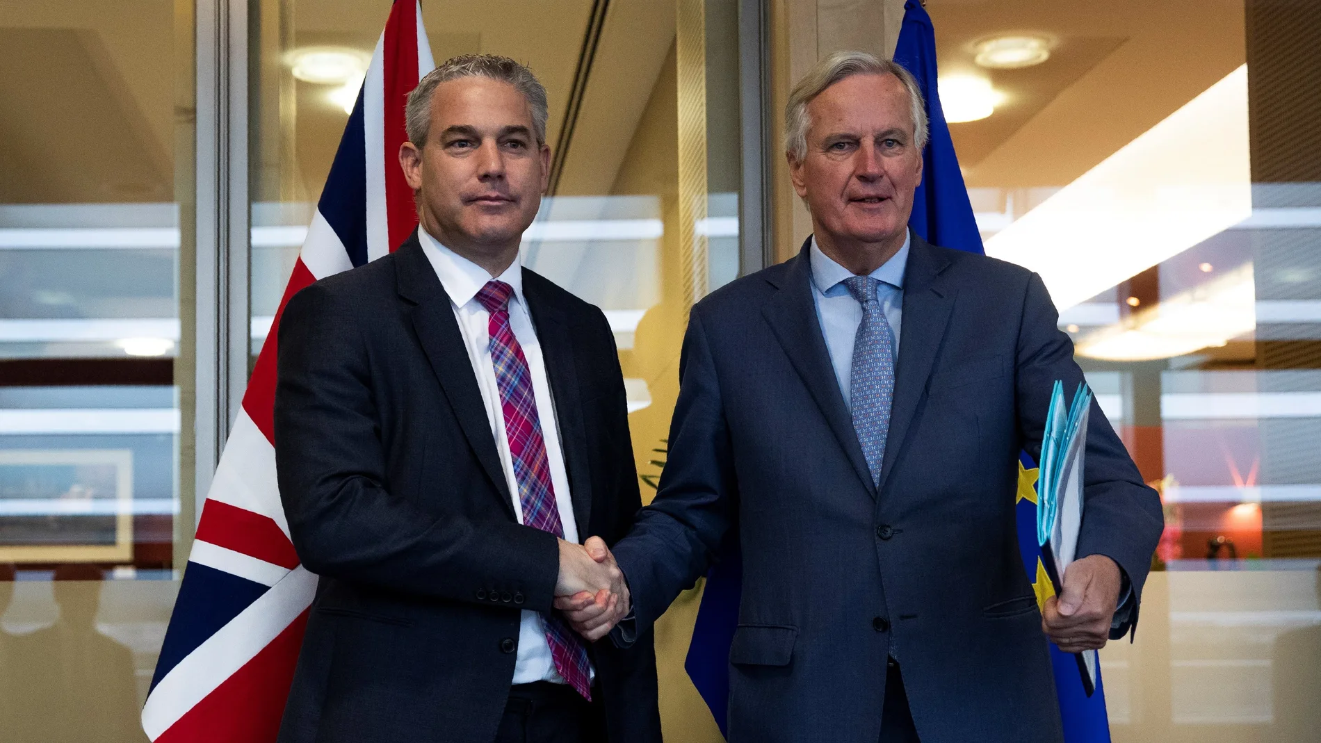 Los principales negociadores de Brexit de la Unión Europea, Michel Barnier, y Gran Bretaña, Steve Barclay.