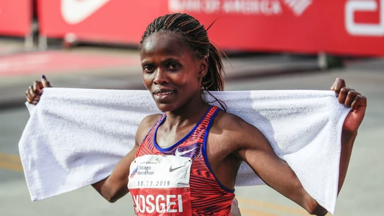 Kosgei, tras ganar en Chicago Kosgei, tras ganar en Chicago