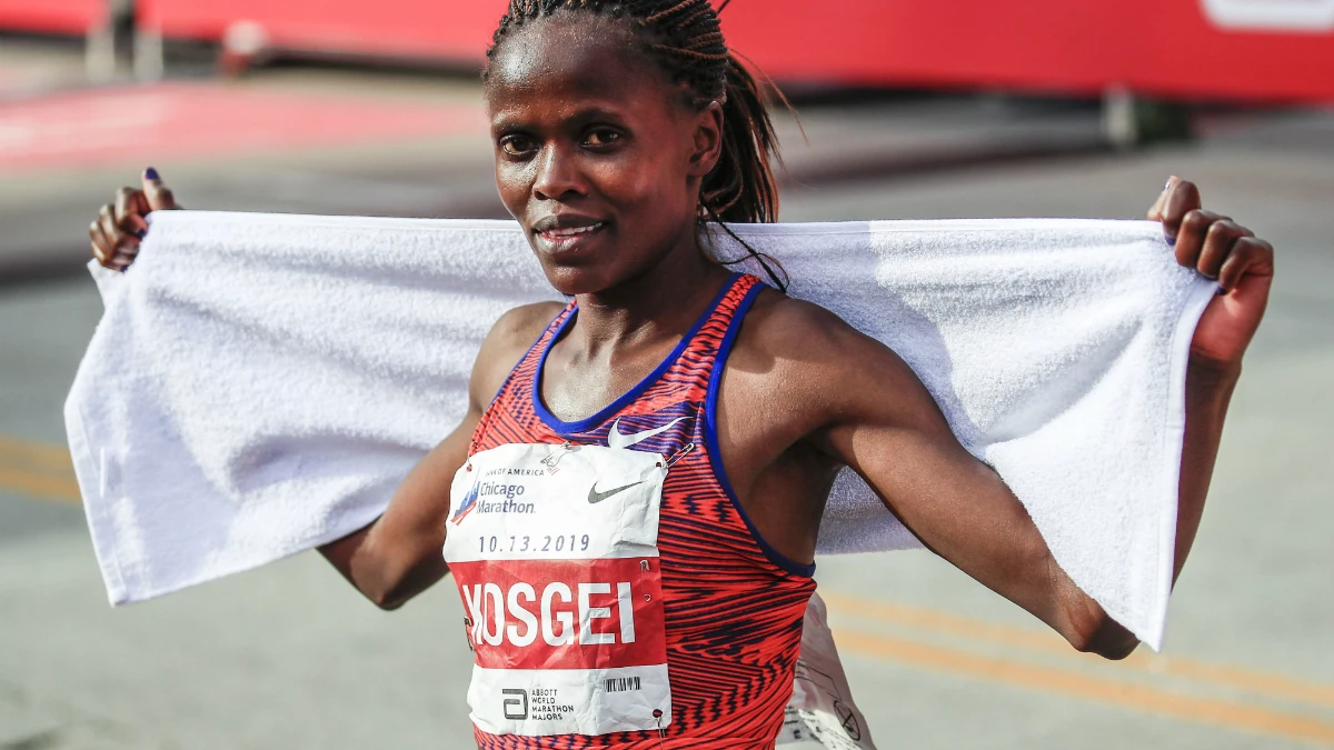 Kosgei, tras ganar en Chicago