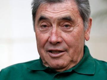 El legendario ciclista Eddy Merckx El legendario ciclista Eddy Merckx