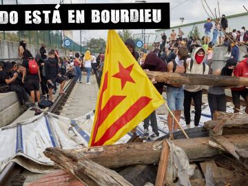 Cortan el AVE en Girona tras acceder a las vías fuera de la estación Cortan el AVE en Girona tras acceder a las vías fuera de la estación