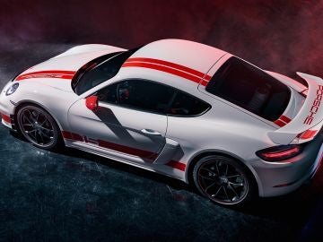 Porsche 718 Cayman GT4 Sports Cup Edition 