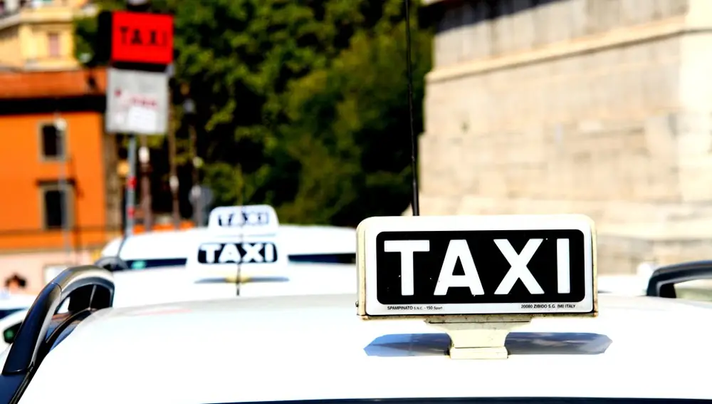 Taxi en Roma