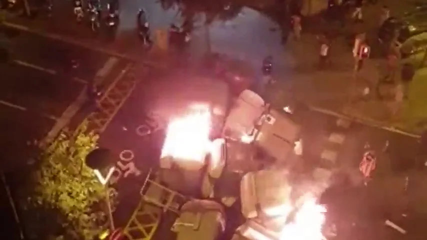 Las protestas de Barcelona, a vista de 'pájaro': imágenes de las barricadas y las movilizaciones