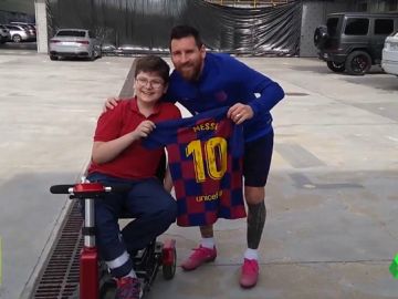 Leo Messi cumple el sueño de Emanuel Arias: "Se ofreció a operarlo sin costo" Leo Messi cumple el sueño de Emanuel Arias: "Se ofreció a operarlo sin costo"
