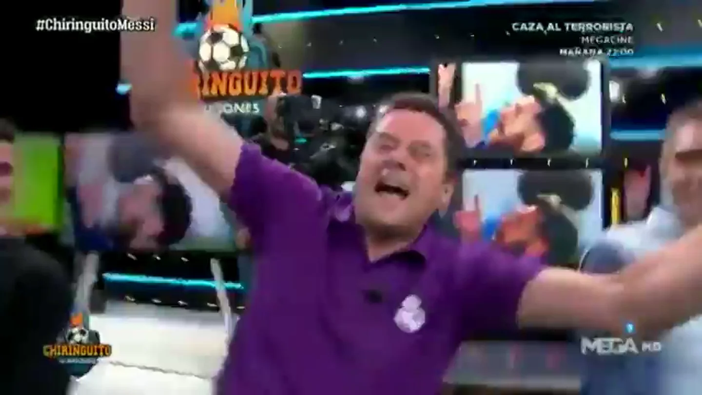 Tomás Roncero versiona a Raffaella Carrá para hablar del Barça: "¡Qué fantástica esta fiesta!" Tomás Roncero versiona a Raffaella Carrá para hablar del Barça: "¡Qué fantástica esta fiesta!"