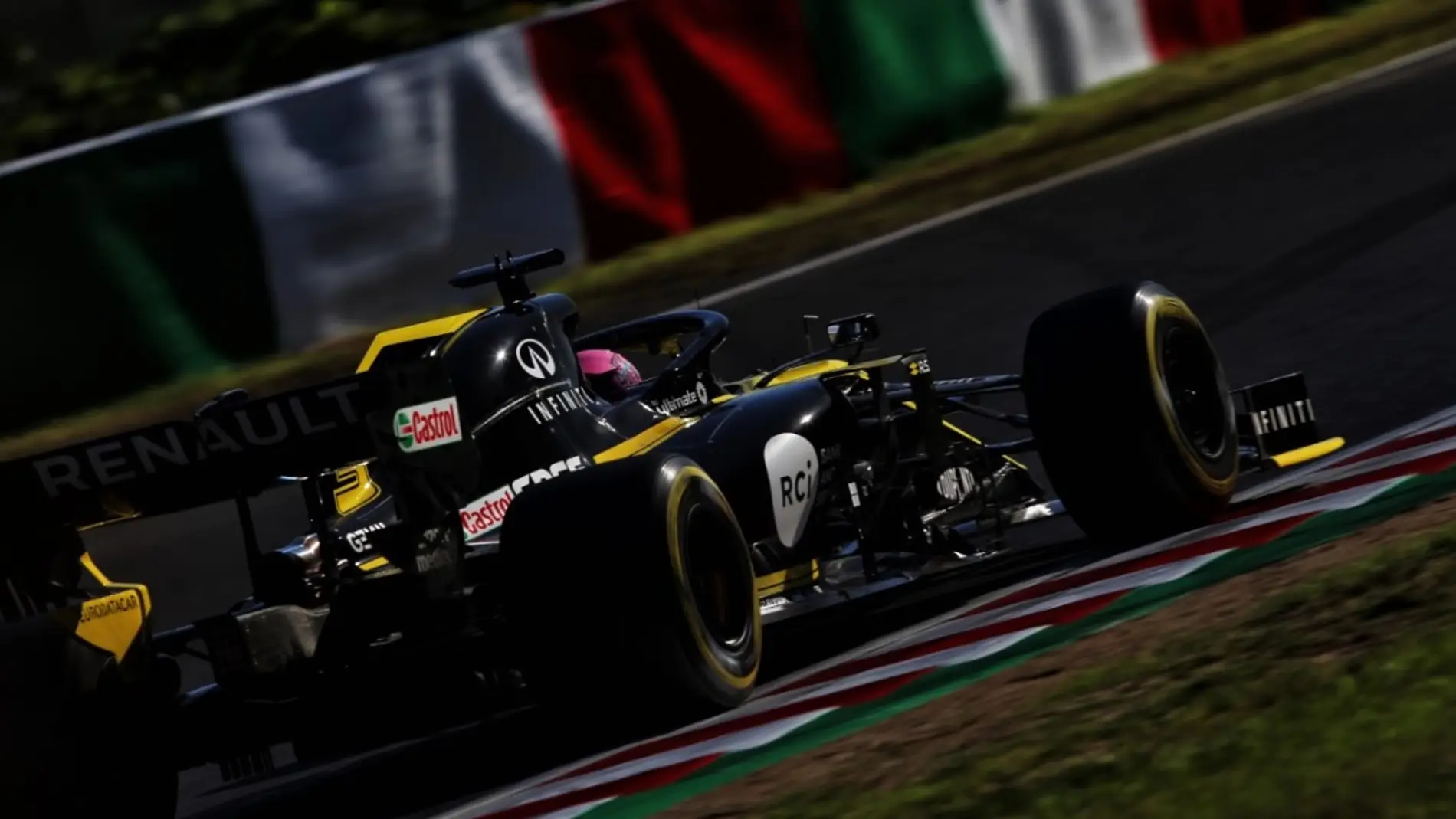 Los Renault F1 Team descalificados del GP de Japón