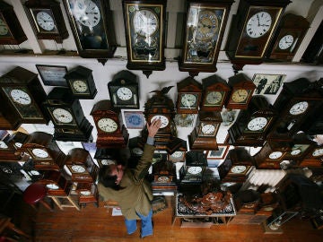 ¡Cambio de hora! A las tres serán las dos ¡Cambio de hora! A las tres serán las dos