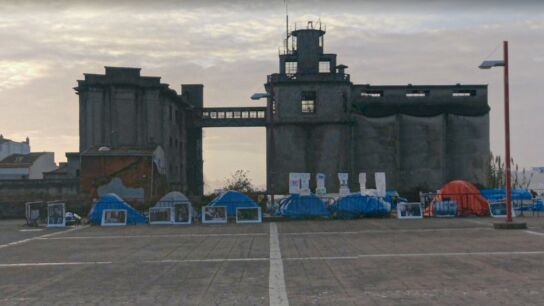 La Plaza do Rei, donde se encuentra articulado el campamento. 