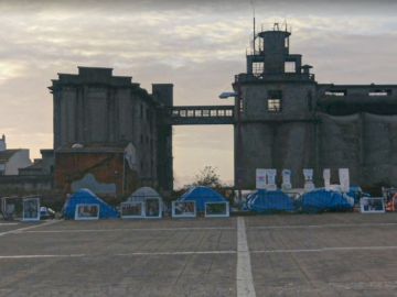 La Plaza do Rei, donde se encuentra articulado el campamento. La Plaza do Rei, donde se encuentra articulado el campamento.