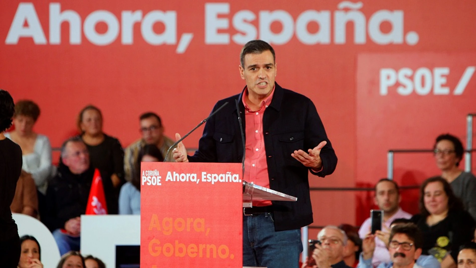 Pedro Sánchez en un acto del PSOE en A Coruña
