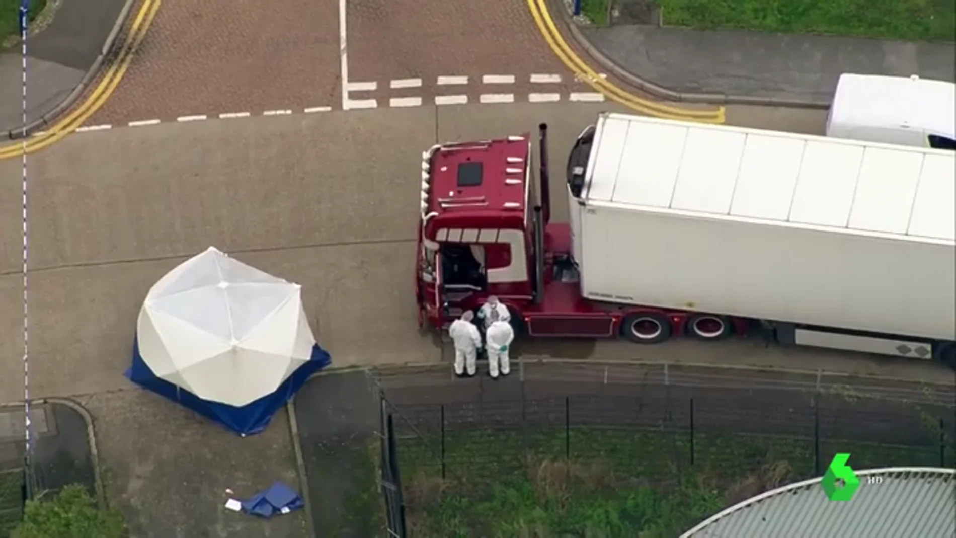 Prisión sin fianza para el conductor del camión donde se hallaron 39 cadáveres en Essex