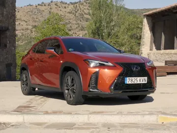 Lexus UX Lexus UX