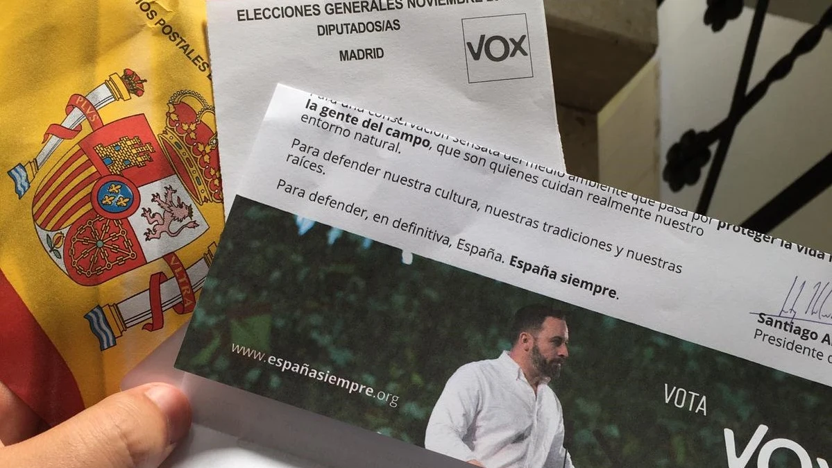 Sobre de propaganda electoral de Vox