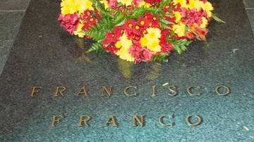 Imagen de la tumba de Francisco Franco