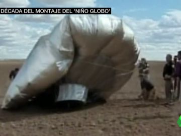Se cumple una década desde el montaje del 'niño globo': esta fue la noticia falsa que conmocionó a medio mundo Se cumple una década desde el montaje del 'niño globo': esta fue la noticia falsa que conmocionó a medio mundo