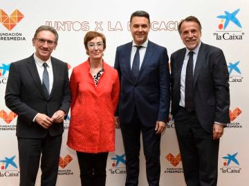 Fundación ATRESMEDIA y 'la Caixa' se unen en la 7ª edición de los Premios 'Grandes Iniciativas' Fundación ATRESMEDIA y 'la Caixa' se unen en la 7ª edición de los Premios 'Grandes Iniciativas'