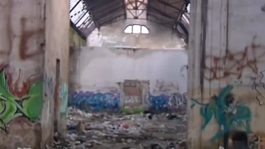 La nave abandonada en la que se produjo el abuso La nave abandonada en la que se produjo el abuso