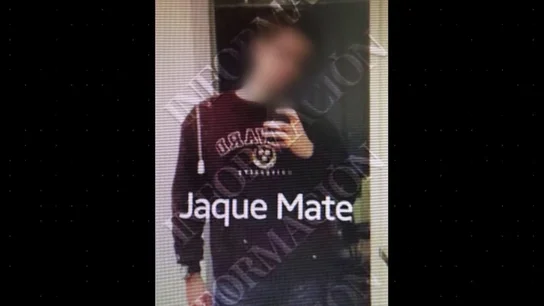 "Jaque Mate": la misteriosa fotografía del nieto de la viuda de la CAM que llevó a la Policía a pinchar los teléfonos de la familia "Jaque Mate": la misteriosa fotografía del nieto de la viuda de la CAM que llevó a la Policía a pinchar los teléfonos de la familia