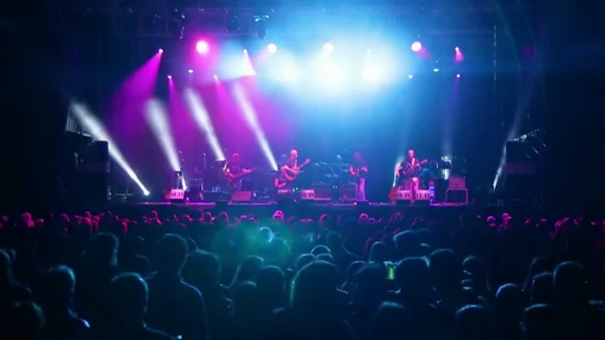 'La desbanda', o la evidencia de que "hace más el que quiere que el que puede": historia de una banda de rock de personas con Parkinson 'La desbanda', o la evidencia de que "hace más el que quiere que el que puede": historia de una banda de rock de personas con Parkinson