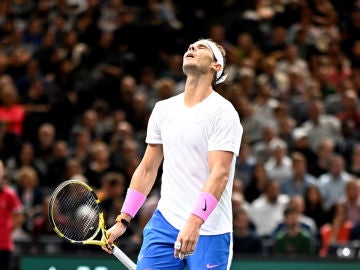 Rafa Nadal se lamenta tras una jugada Rafa Nadal se lamenta tras una jugada