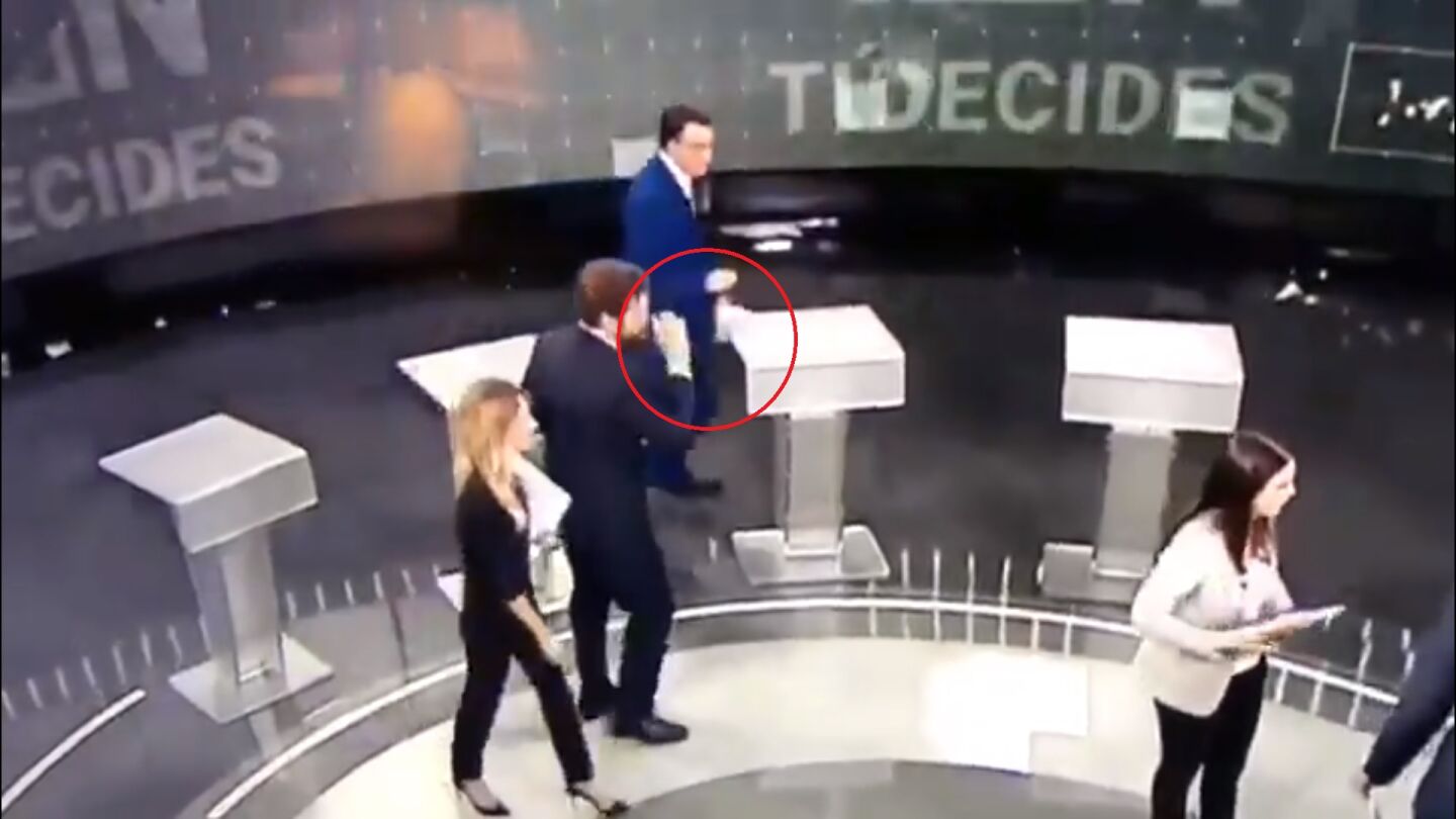 Aitor Esteban (PNV) le niega el saludo a Iv&aacute;n Espinosa de los Monteros (Vox)