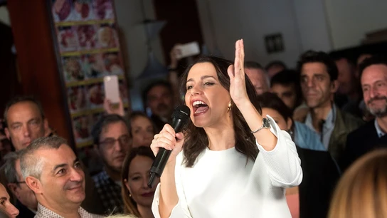 Inés Arrimadas en un acto electoral Inés Arrimadas en un acto electoral