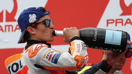 Marc Márquez celebra una victoria Marc Márquez celebra una victoria