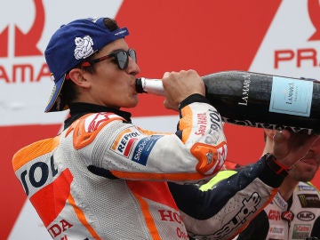 Marc M&aacute;rquez celebra una victoria