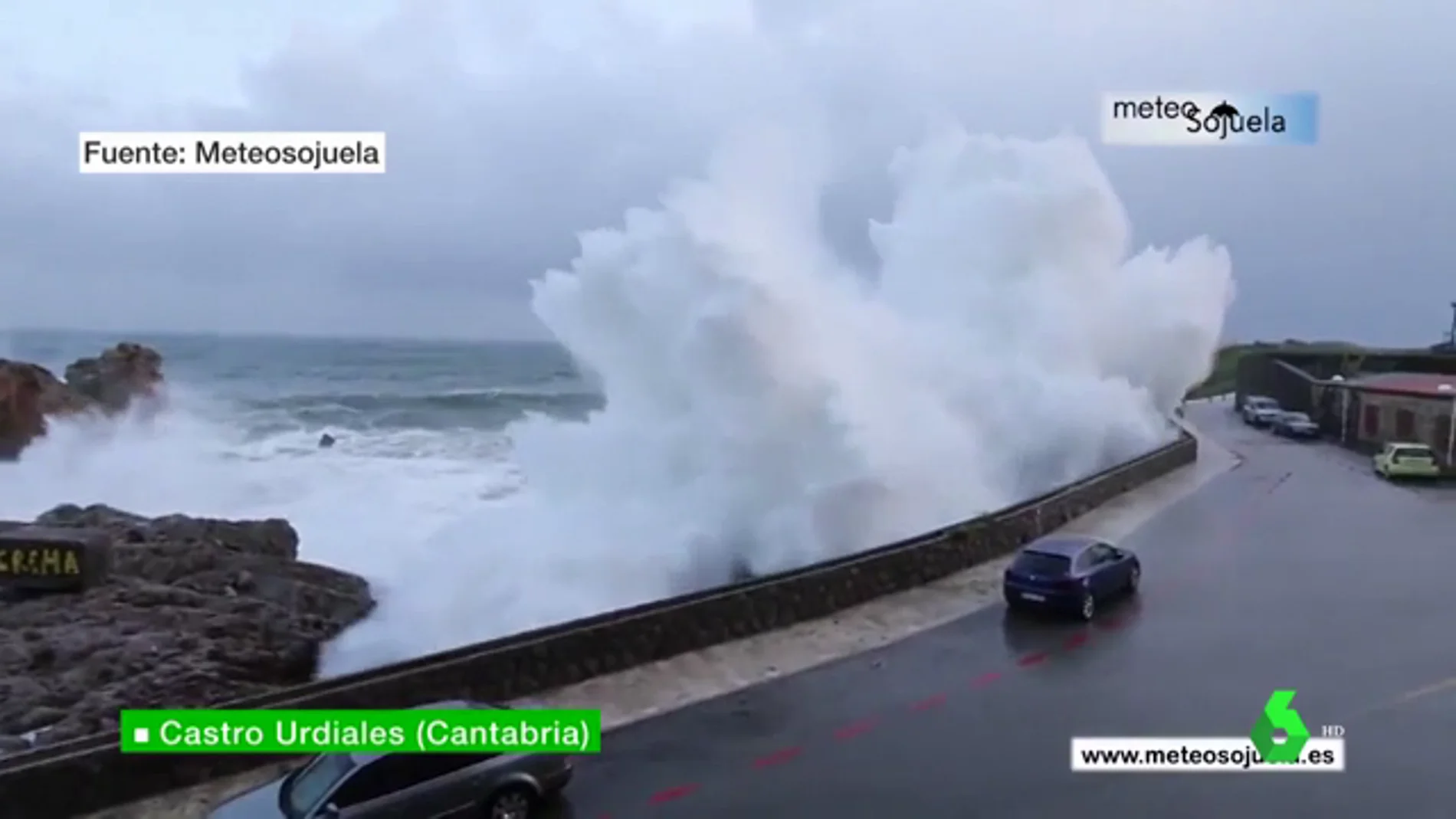Gran ola en Castro Urdiales, Cantabria