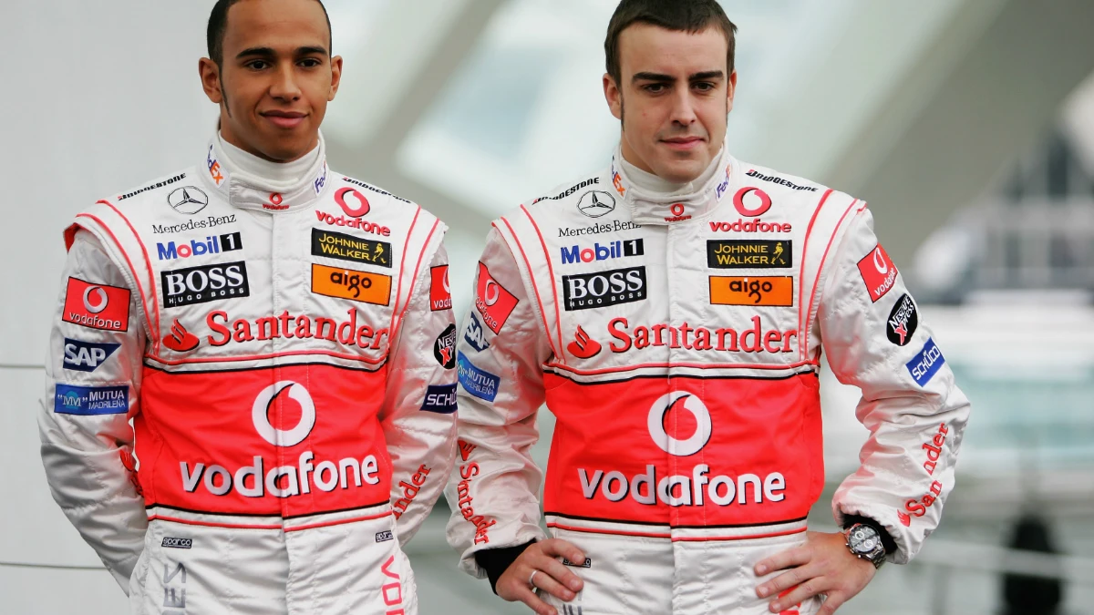 Lewis Hamilton, con Fernando Alonso en McLaren