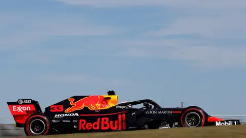 Max Verstappen compartirá línea con Leclerc Max Verstappen compartirá línea con Leclerc