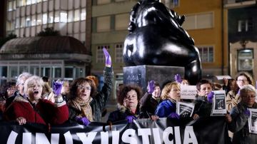 Concentración en Oviedo contra la sentencia a la Manada de Manresa