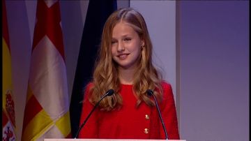 La princesa Leonor pronuncia su primer discurso en catalán: "Cataluña siempre ocupará un lugar especial en mi corazón"