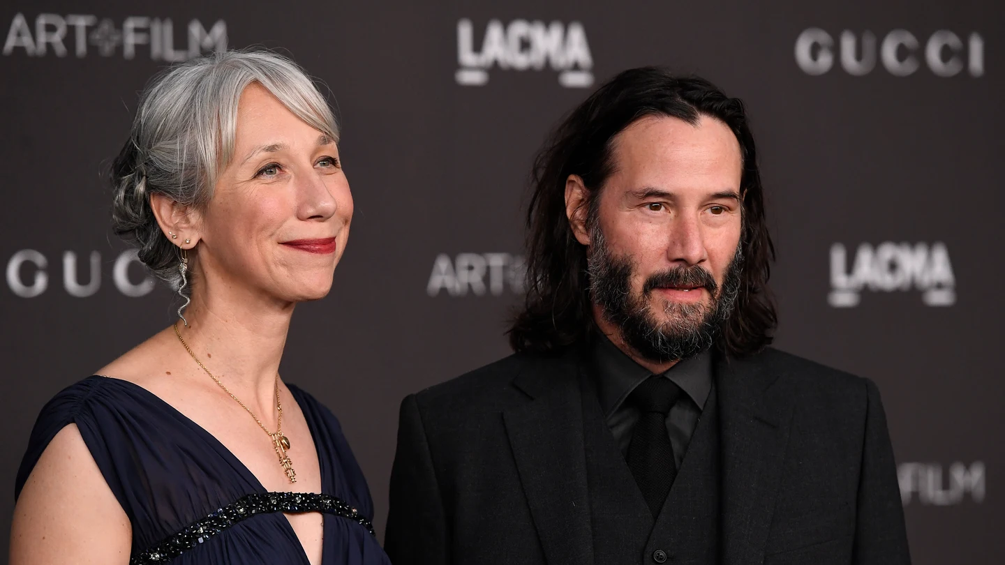 Alexandra Grant y Keanu Reeves hacen pública su relación Alexandra Grant y Keanu Reeves hacen pública su relación