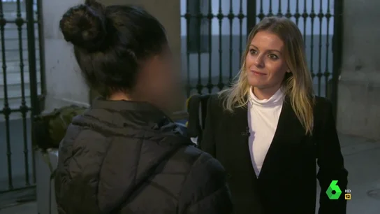 El dramático testimonio de una migrante que vive en la calle mientras espera asilo: "Volver a mi país no es una opción" El dramático testimonio de una migrante que vive en la calle mientras espera asilo: "Volver a mi país no es una opción"