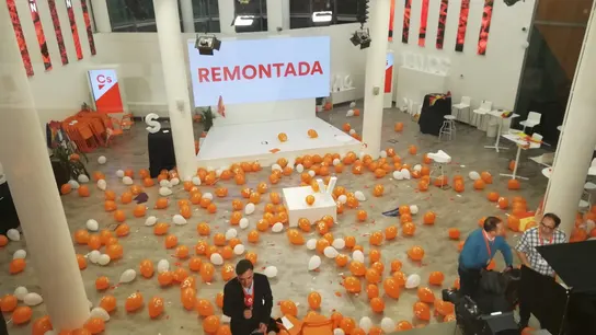 Así quedó la sede de Ciudadanos tras el 4N Debate 4N