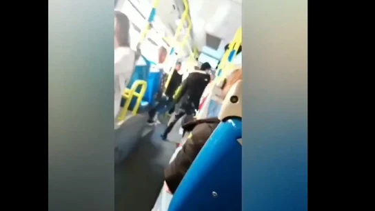 Agresión racista en un autobús de la EMT Agresión racista en un autobús de la EMT