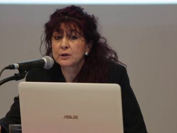 Las otras 'perlas' de Alicia Rubio (Vox): "Si 'Frozen' es lesbiana, la niña va a querer el vestidito y la amiguita" Las otras 'perlas' de Alicia Rubio (Vox): "Si 'Frozen' es lesbiana, la niña va a querer el vestidito y la amiguita"