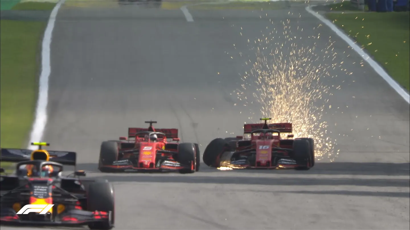 El choque entre los dos Ferrari en Brasil El choque entre los dos Ferrari en Brasil