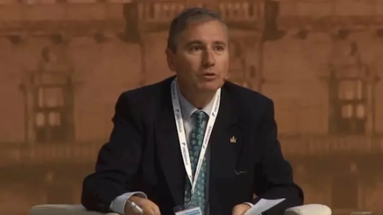 La Junta de Andalucía cesará al gerente del Servicio de Salud tras las protestas - LaSexta