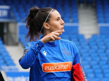 Maddi Torre entrena con la Real Sociedad Maddi Torre entrena con la Real Sociedad
