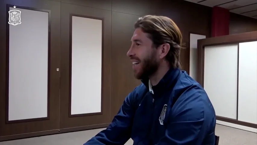 Sergio Ramos desvela qué hizo con su primer sueldo como futbolista: "Fue muy bonito"