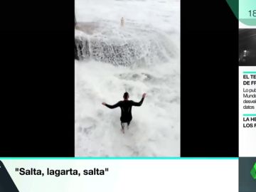 Imprudencia de un grupo de surfistas en el puerto de Zarautz Imprudencia de un grupo de surfistas en el puerto de Zarautz