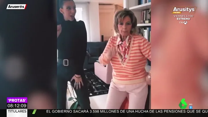 El baile de María Teresa Campos con su nieta al ritmo de Maluma