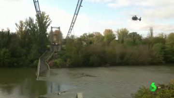 Un muerto y varios desaparecidos al colapsar un puente colgante sobre el río Tarn