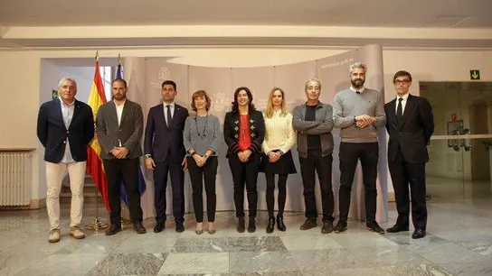 Sindicatos y futbolistas desbloquean la huelga del fútbol femenino Sindicatos y futbolistas desbloquean la huelga del fútbol femenino
