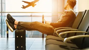 Esperando en el aeropuerto Esperando en el aeropuerto