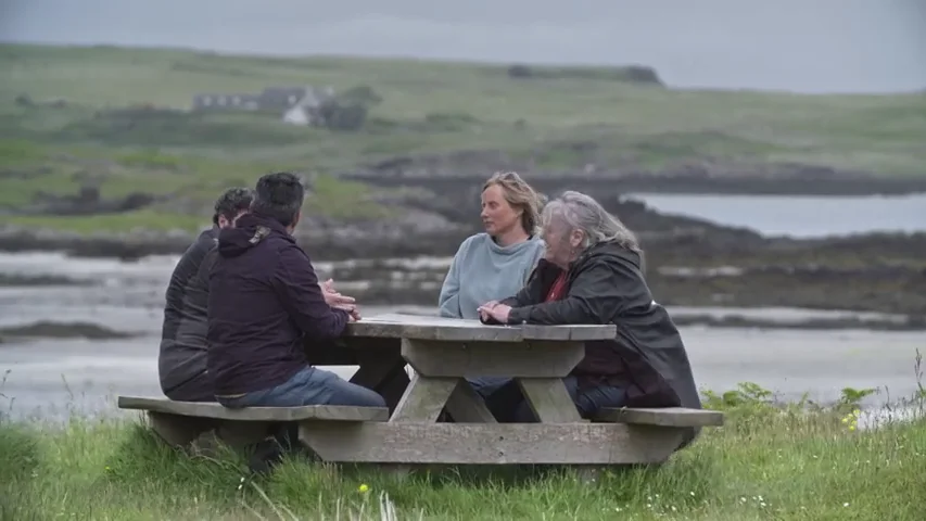 Eigg, la isla autosuficiente y propiedad de los vecinos que un misterioso donante ayudó a comprar